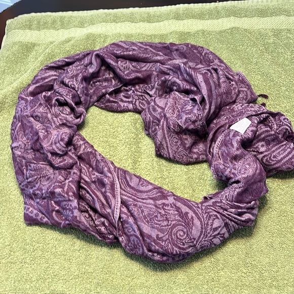 3 scarves for $12 - Picture 4 of 5